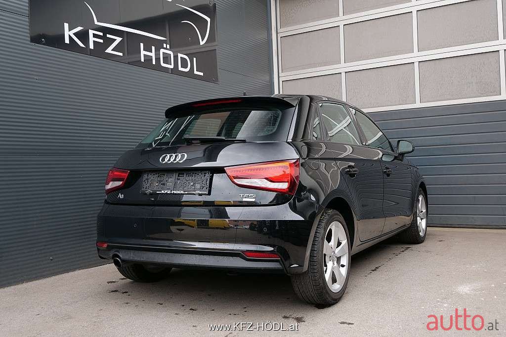 2016' Audi A1 photo #2
