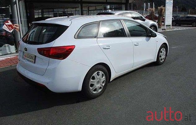 2013' Kia Ceed photo #1