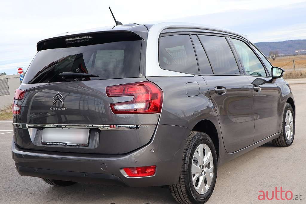 2019' Citroen Grand C4 Spacetourer photo #4