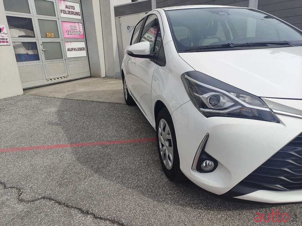 2018' Toyota Yaris photo #4