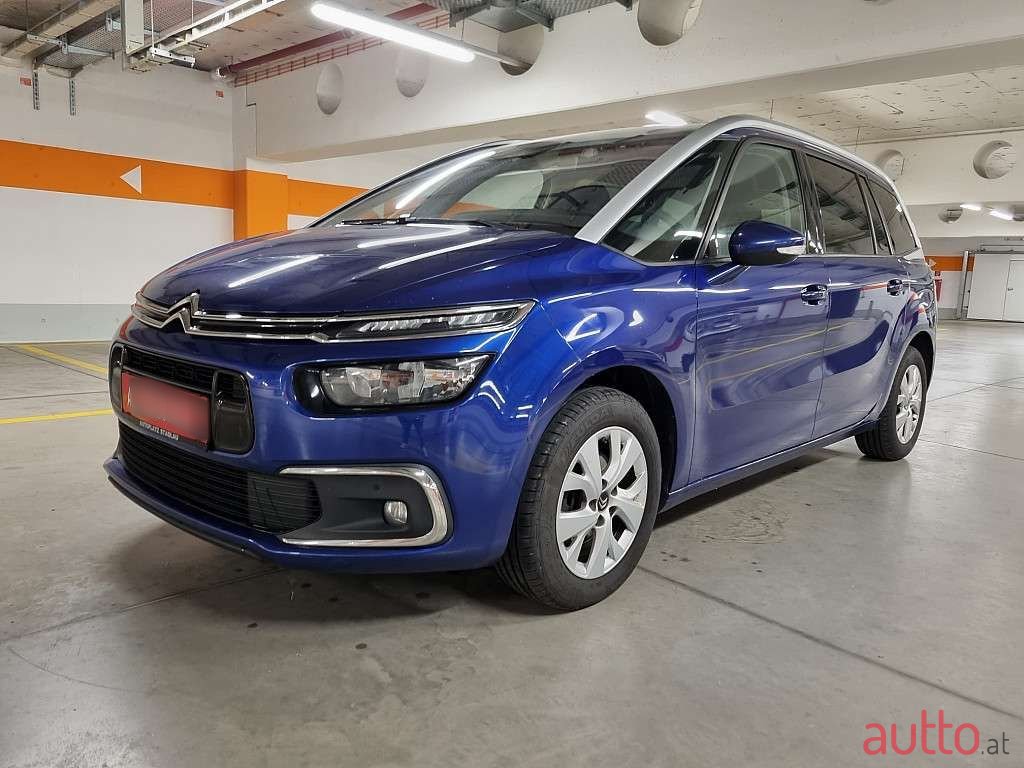 2017' Citroen C4 photo #1