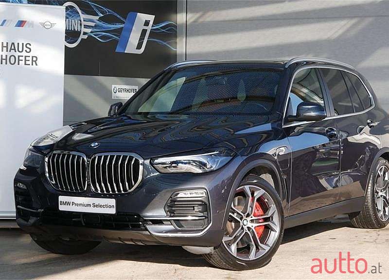 2021' BMW X5 photo #2