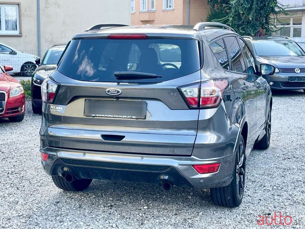 2017' Ford Kuga photo #5