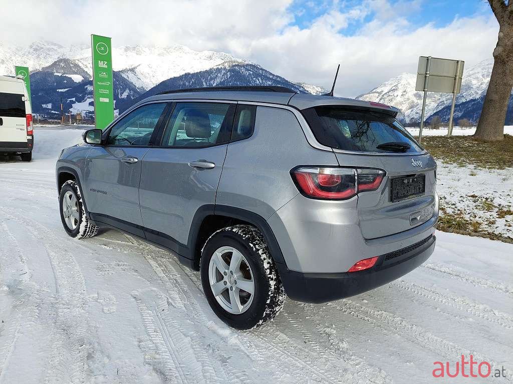 2018' Jeep Compass photo #4