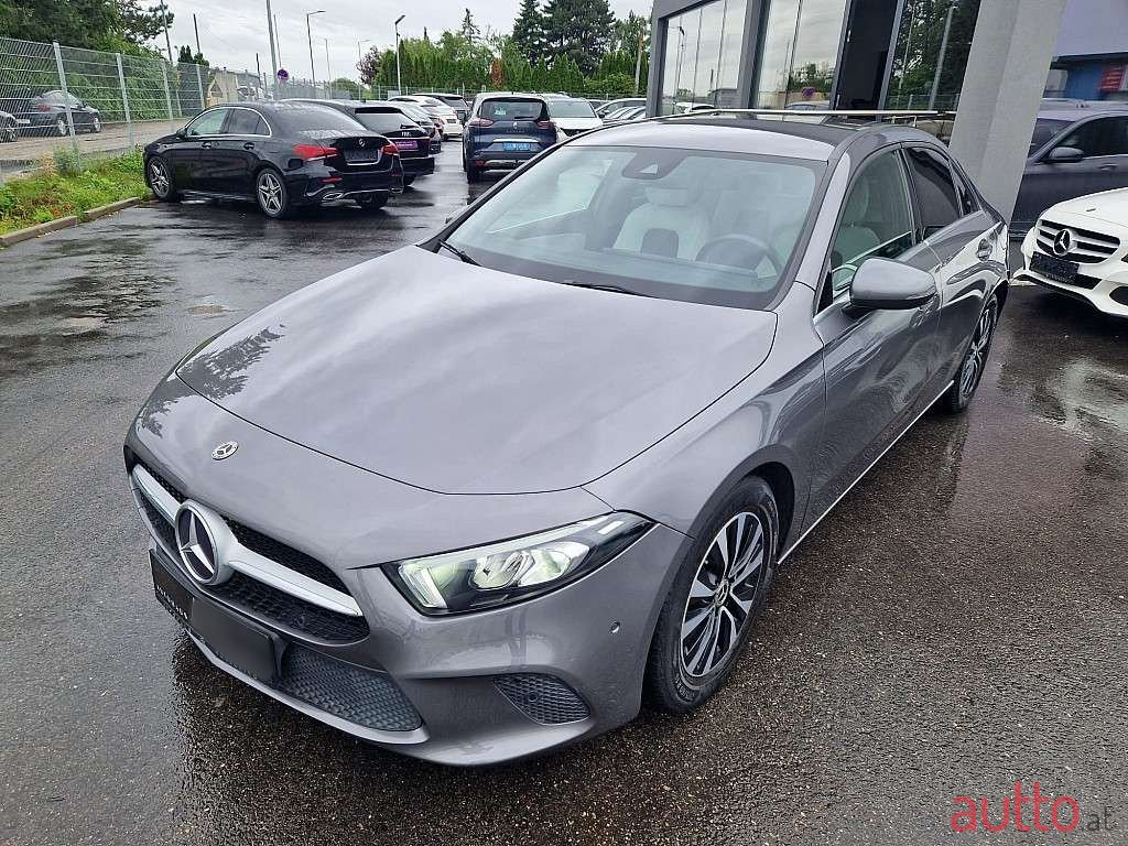 2020' Mercedes-Benz A-Klasse photo #3