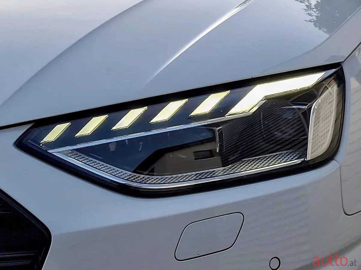 2022' Audi A4 photo #3