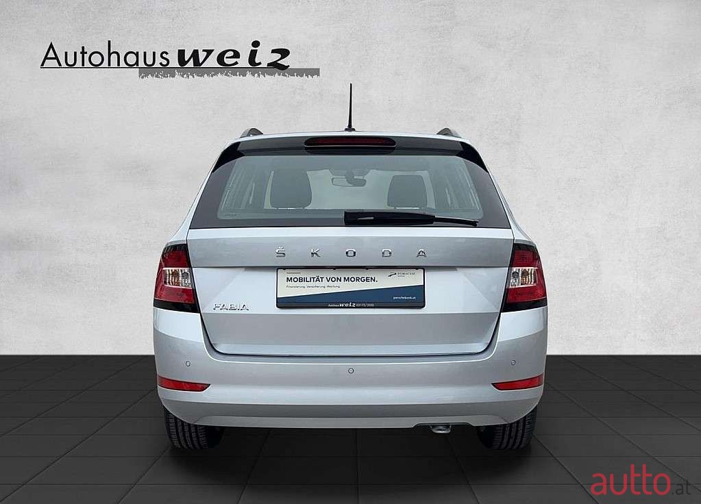 2023' Skoda Fabia photo #5