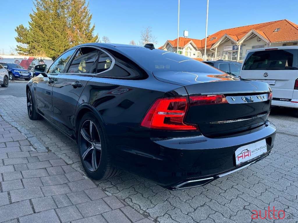 2017' Volvo S90 photo #5