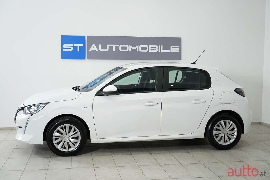 2021' Peugeot 208 photo #5