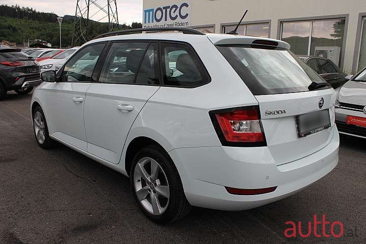 2019' Skoda Fabia photo #5