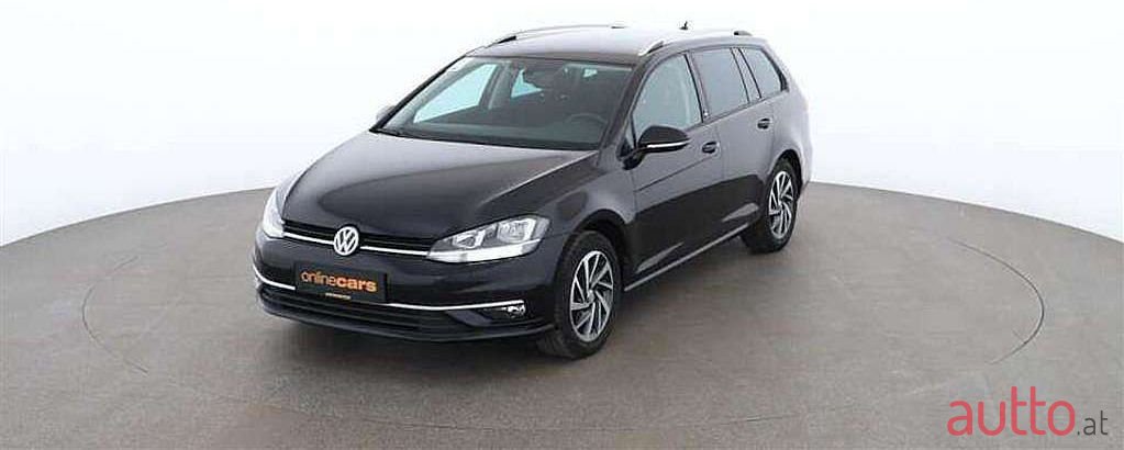 2018' Volkswagen Golf photo #1