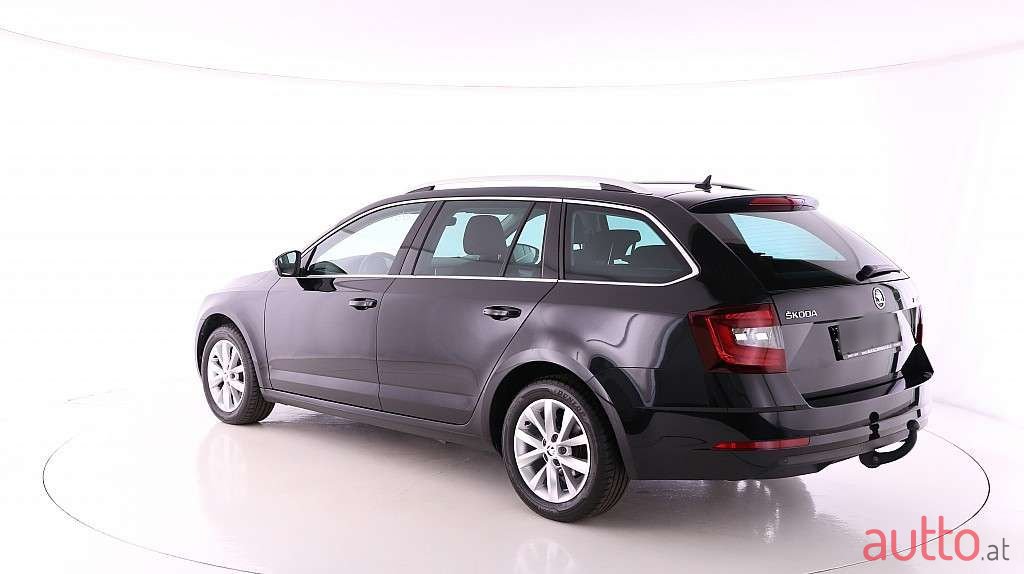 2019' Skoda Octavia photo #3