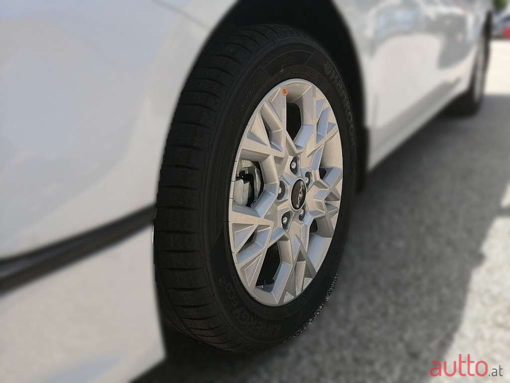 2022' Kia Ceed photo #4