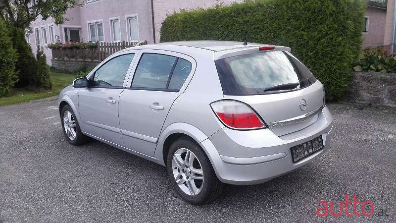 2007' Opel Astra photo #6