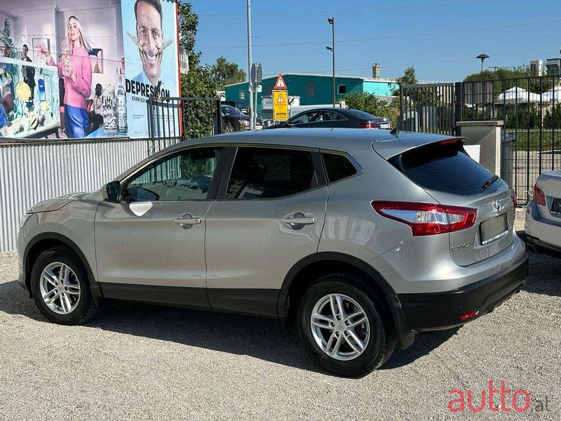 2015' Nissan Qashqai photo #6