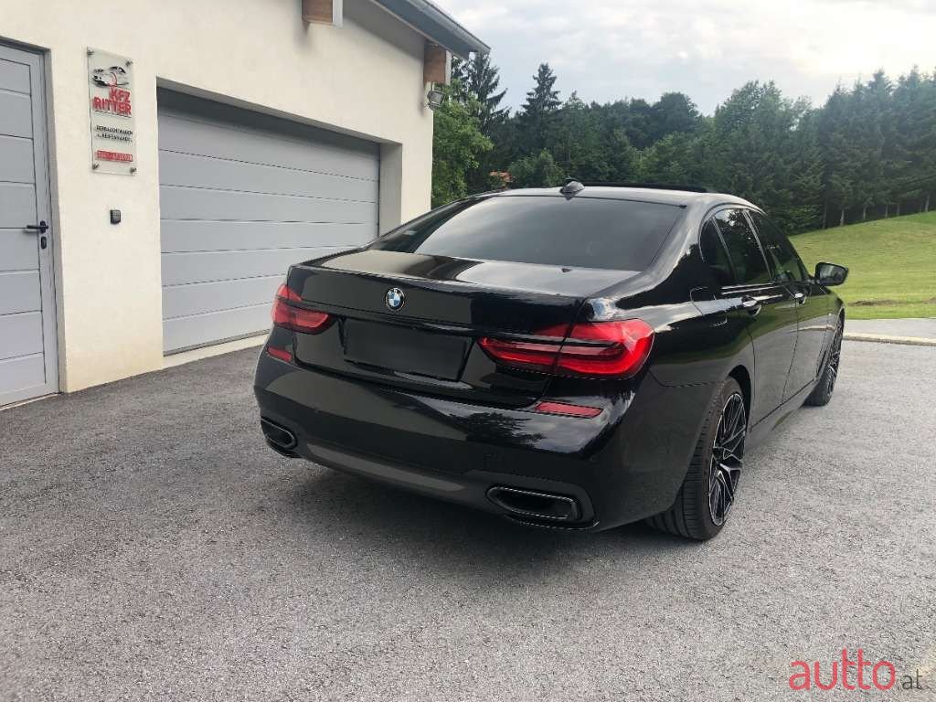2017' BMW 7Er-Reihe photo #5