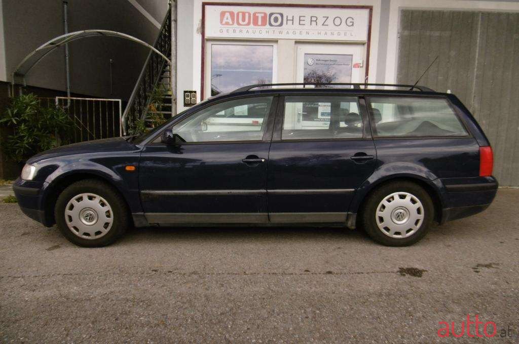 1997' Volkswagen Passat photo #1