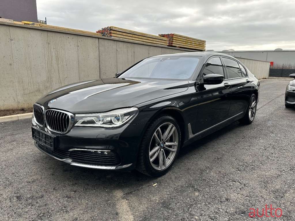 2018' BMW 7Er-Reihe photo #1