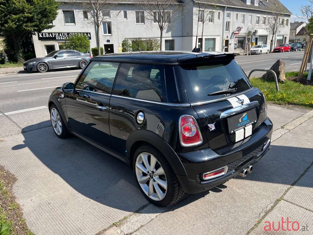 2011' MINI Mini photo #5