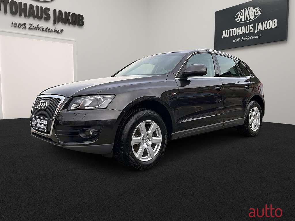 2012' Audi Q5 photo #1