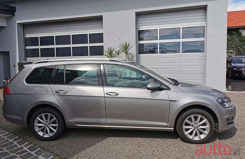 2016' Volkswagen Golf photo #1