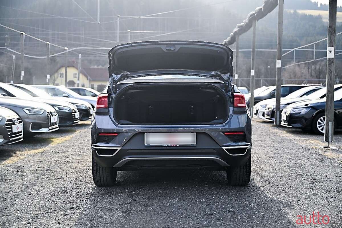 2021' Volkswagen T-Roc photo #5