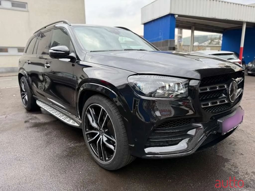 2020' Mercedes-Benz Gls-Klasse photo #6