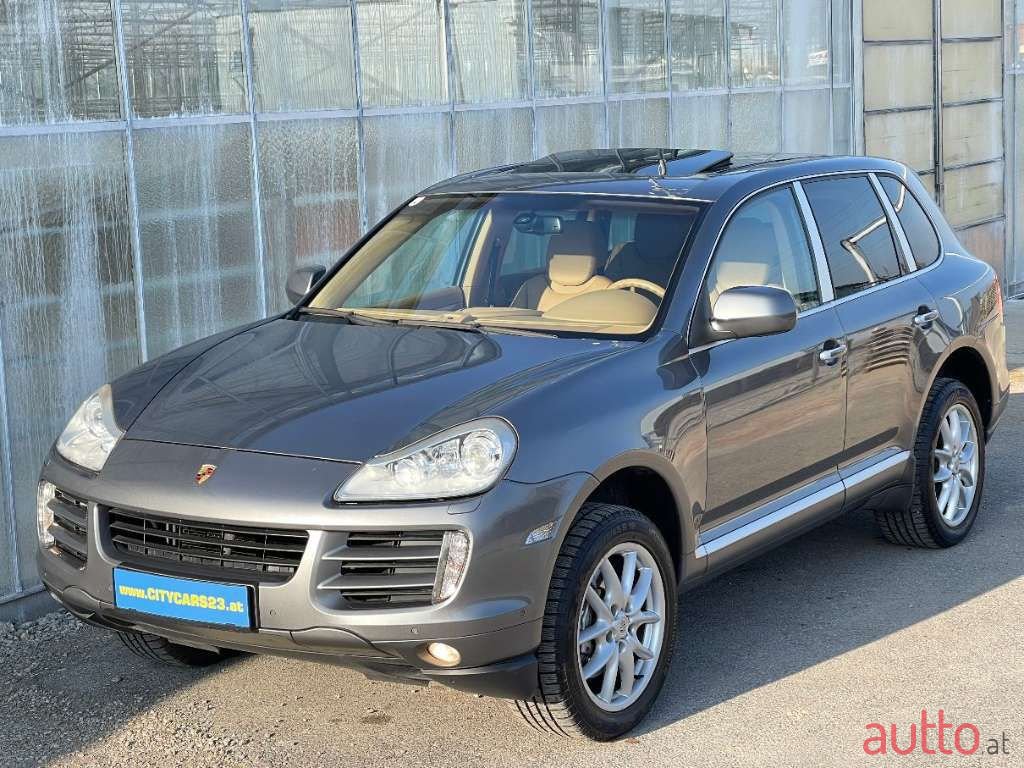 2007' Porsche Cayenne photo #6