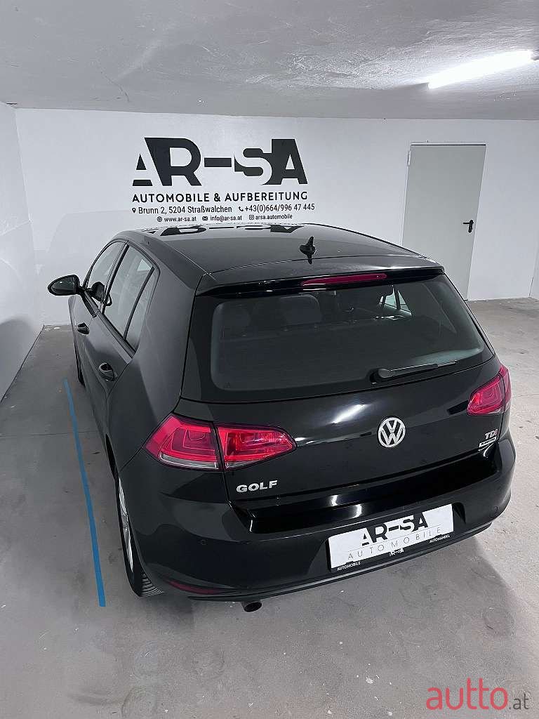 2016' Volkswagen Golf photo #3