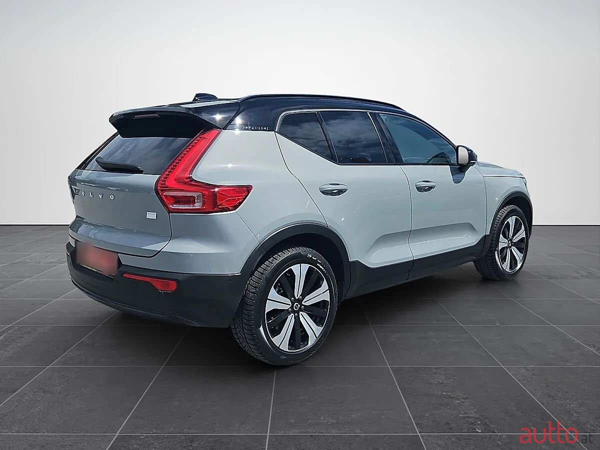 2024' Volvo XC40 photo #4