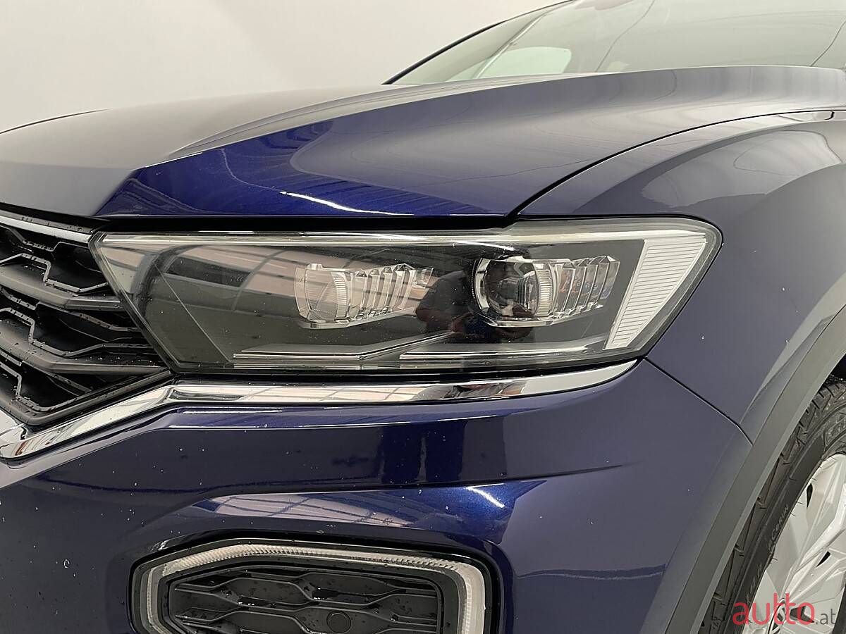 2018' Volkswagen T-Roc photo #3