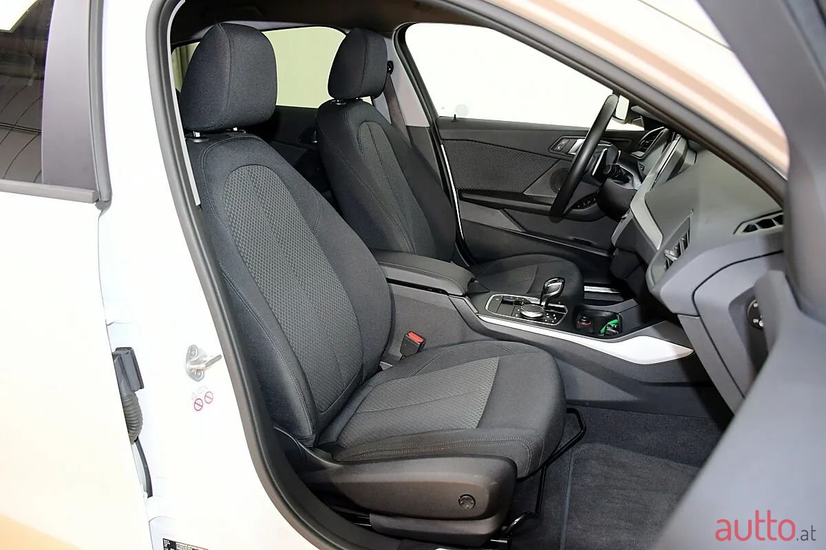 2021' BMW 1Er-Reihe photo #4