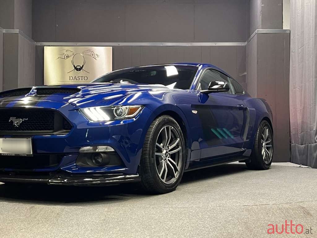 2016' Ford Mustang photo #5