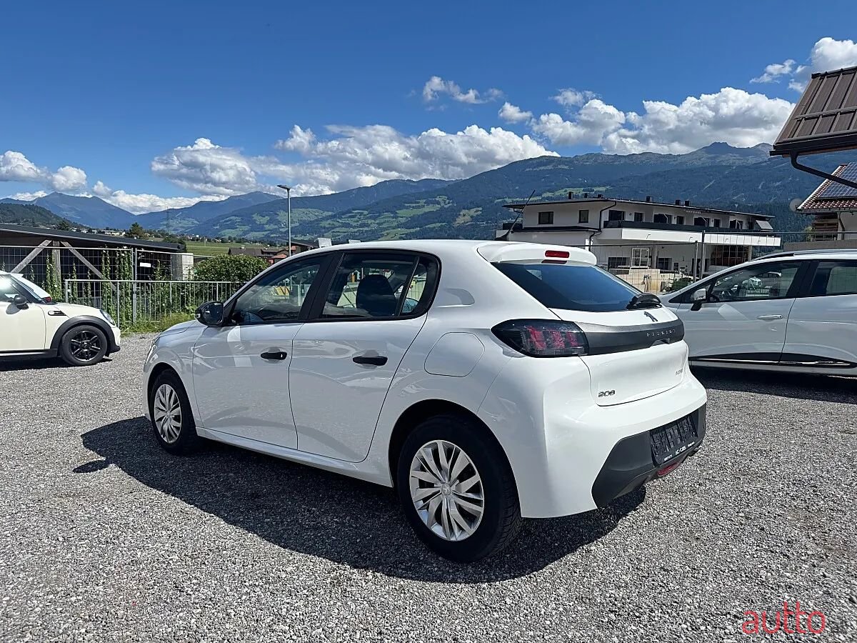 2020' Peugeot 208 photo #4