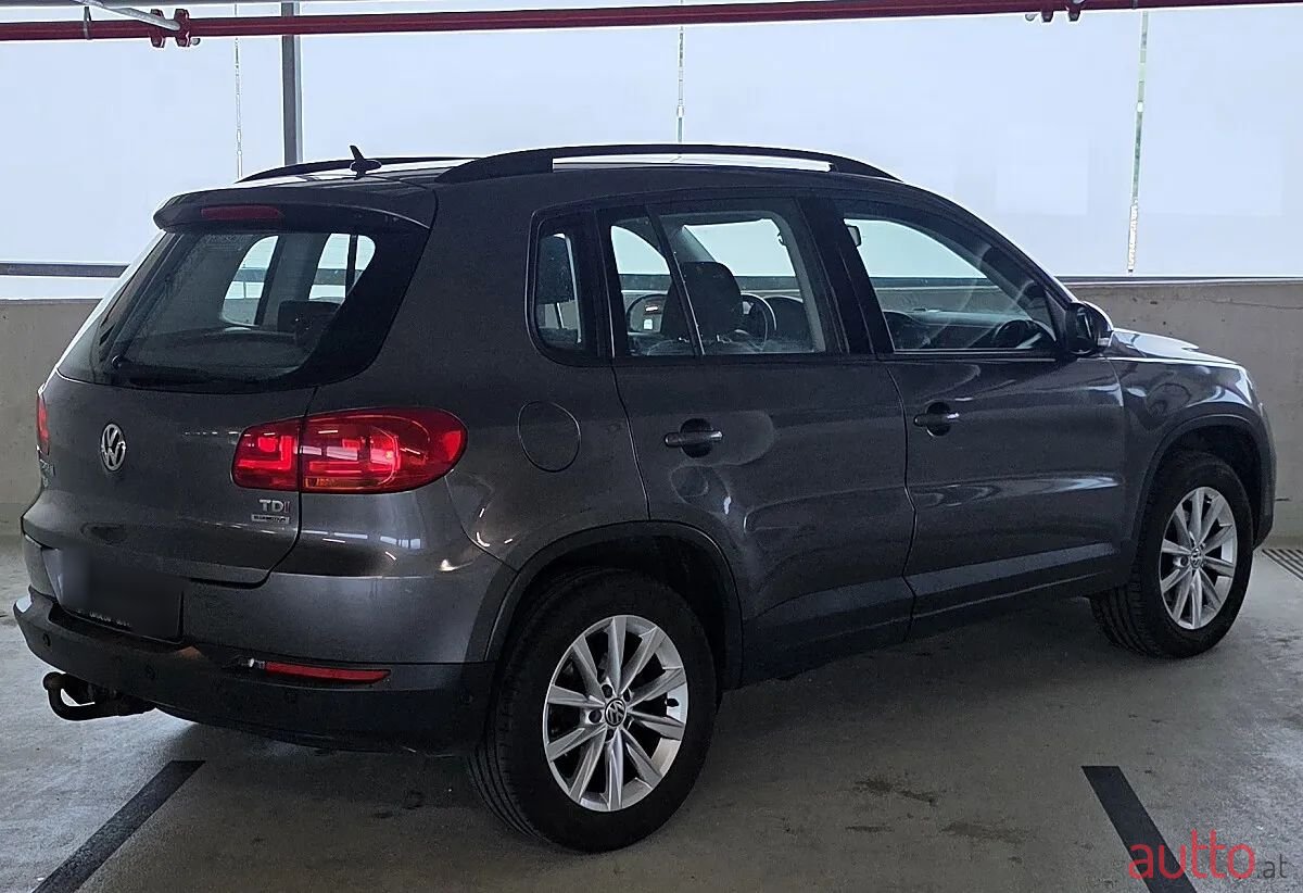 2014' Volkswagen Tiguan photo #4