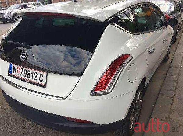 2013' Lancia Delta photo #2