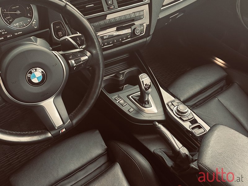 2016' BMW 220 photo #5