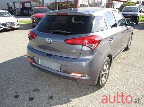2018' Hyundai i20 photo #3