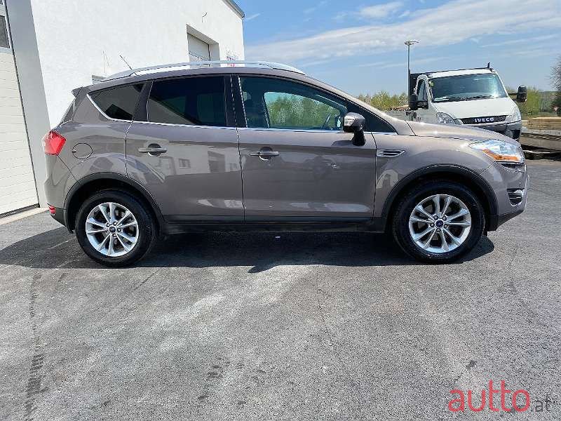 2011' Ford Kuga photo #6