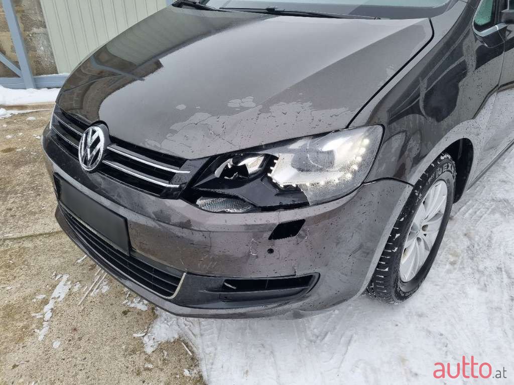 2014' Volkswagen Sharan photo #4