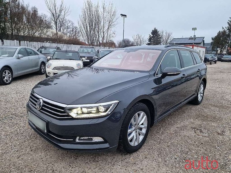 2016' Volkswagen Passat photo #1