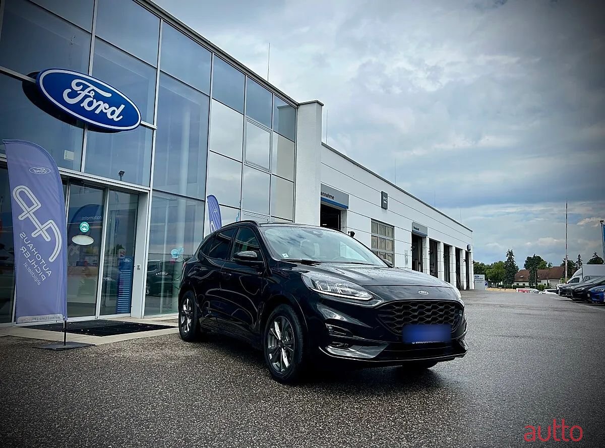2021' Ford Kuga photo #5