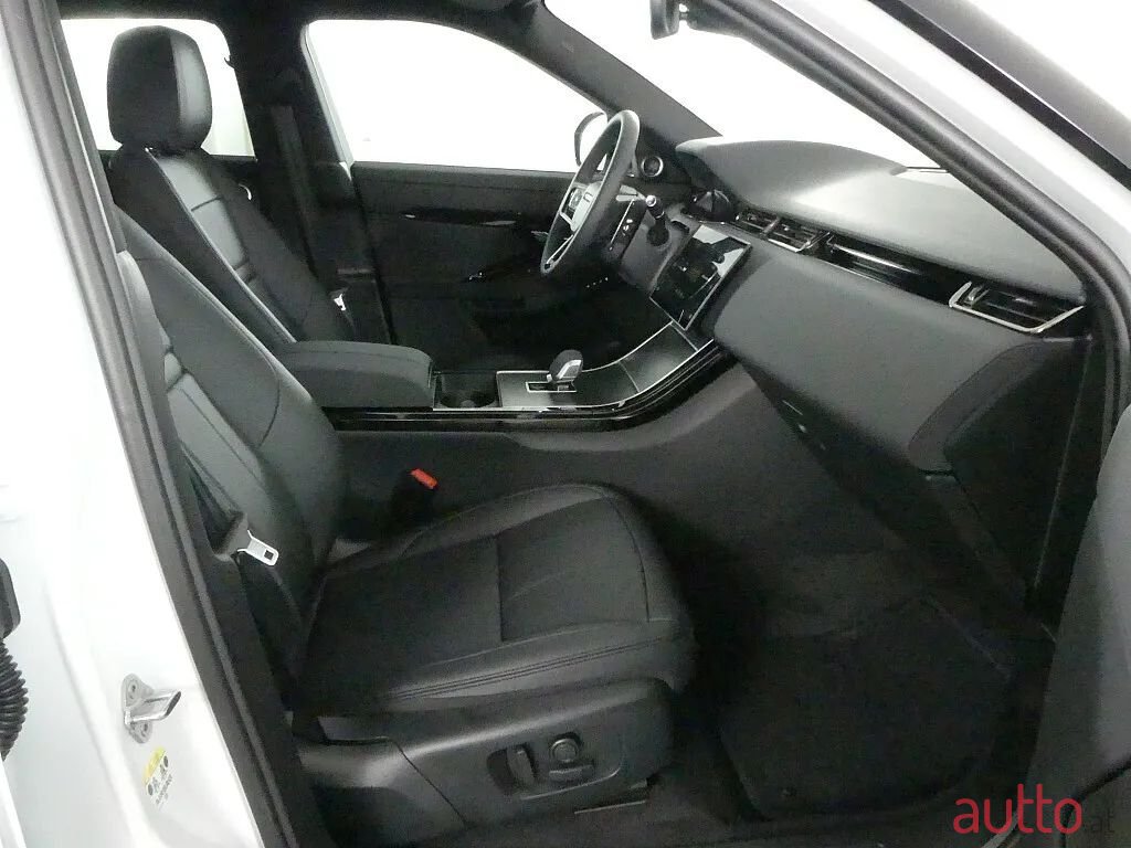 2024' Land Rover Range Rover Evoque photo #3