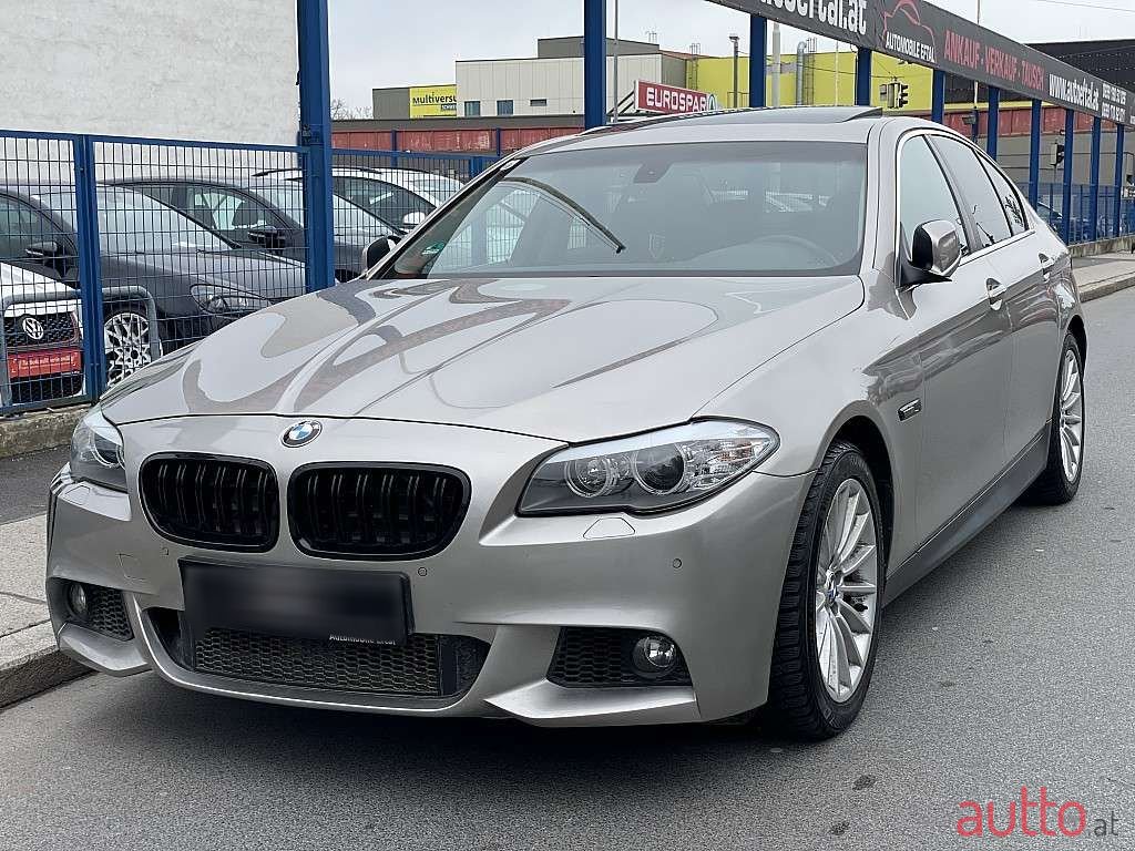 2012' BMW 5Er-Reihe photo #1