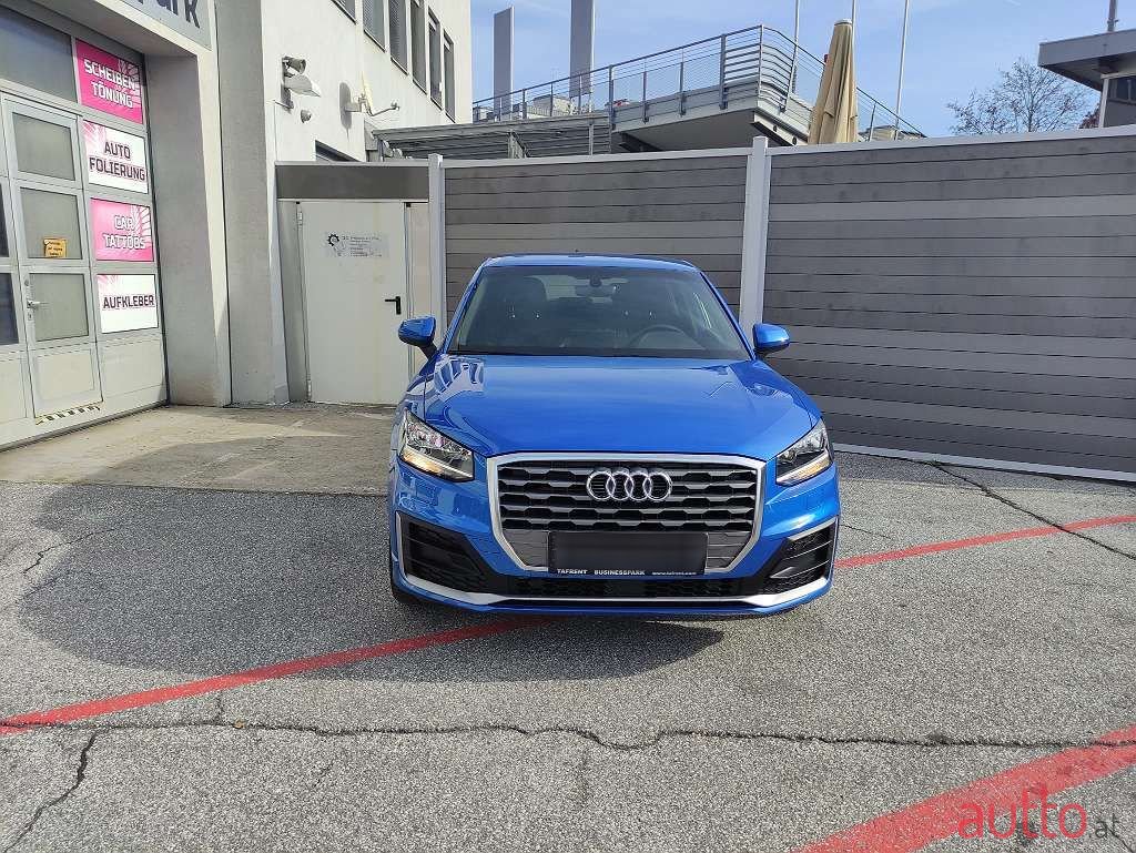 2019' Audi Q2 photo #2