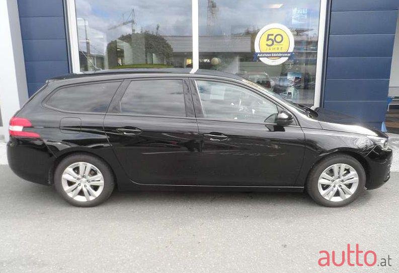 2017' Peugeot 308 photo #1