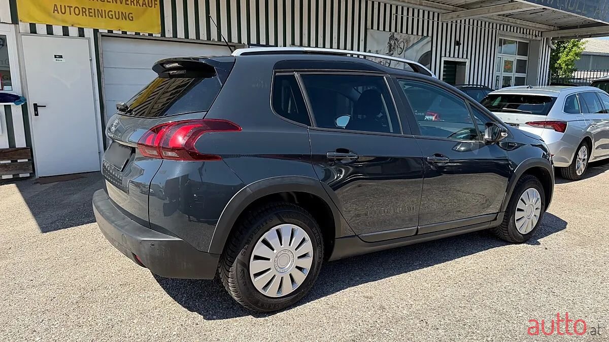 2019' Peugeot 2008 photo #6