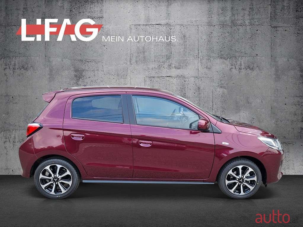 2023' Mitsubishi Space Star photo #2