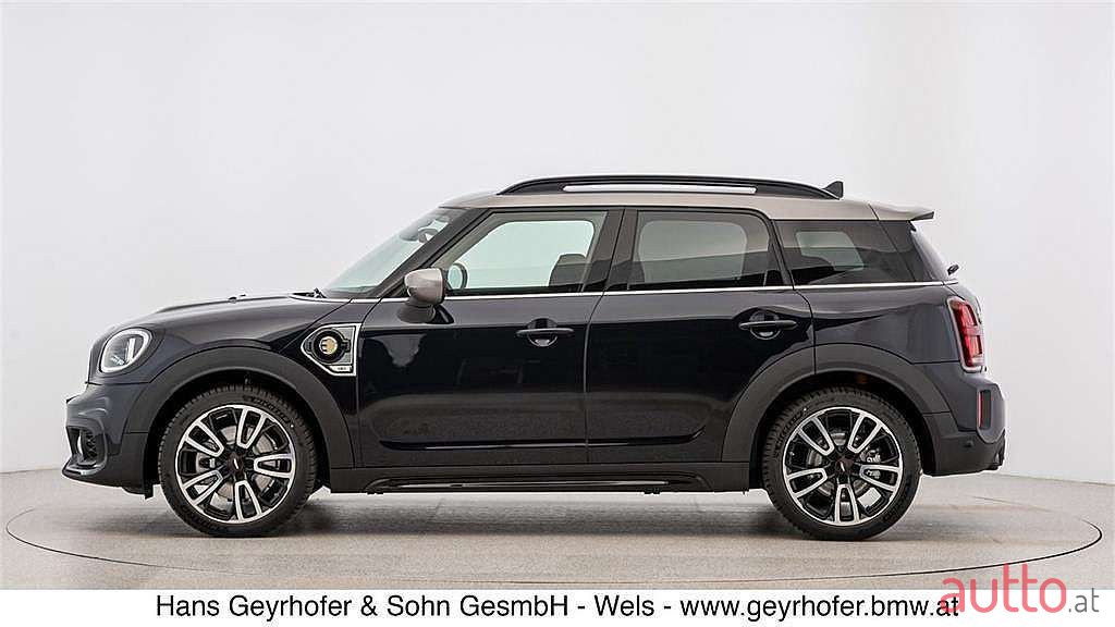 2022' MINI Countryman photo #3