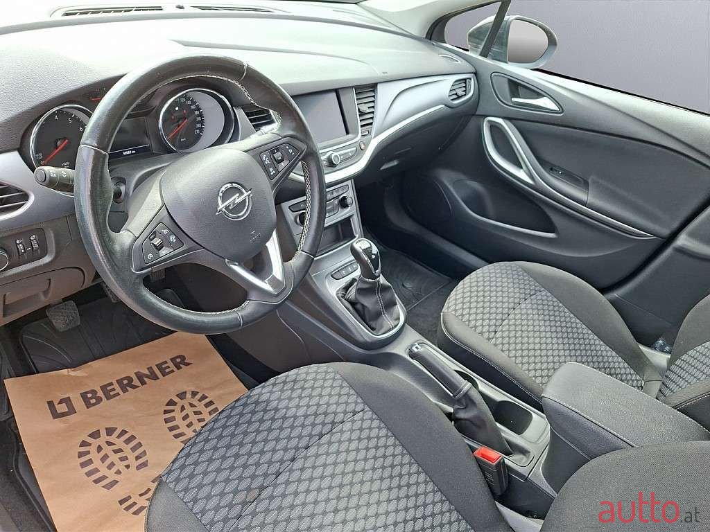 2021' Opel Astra photo #4